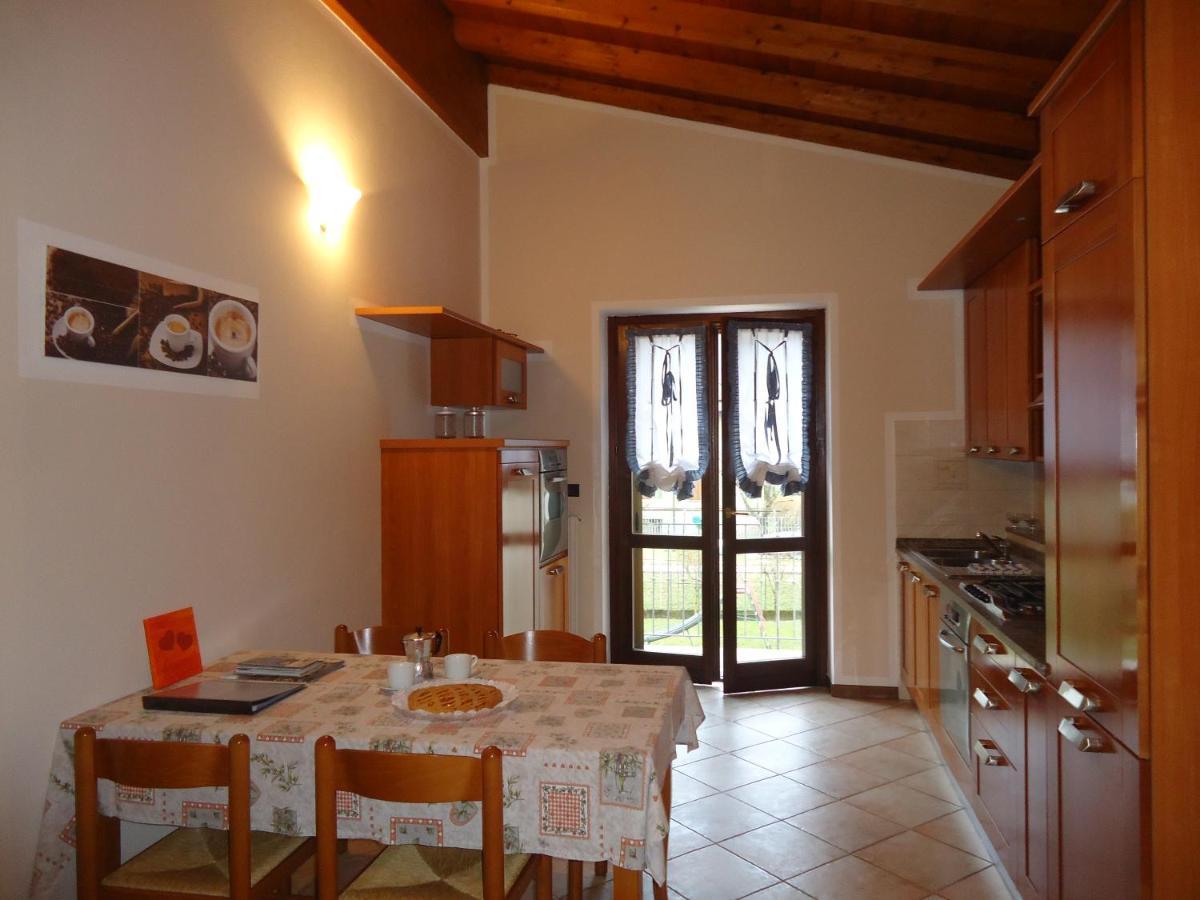 Casa Vittoria V1 Apartment Crone ภายนอก รูปภาพ